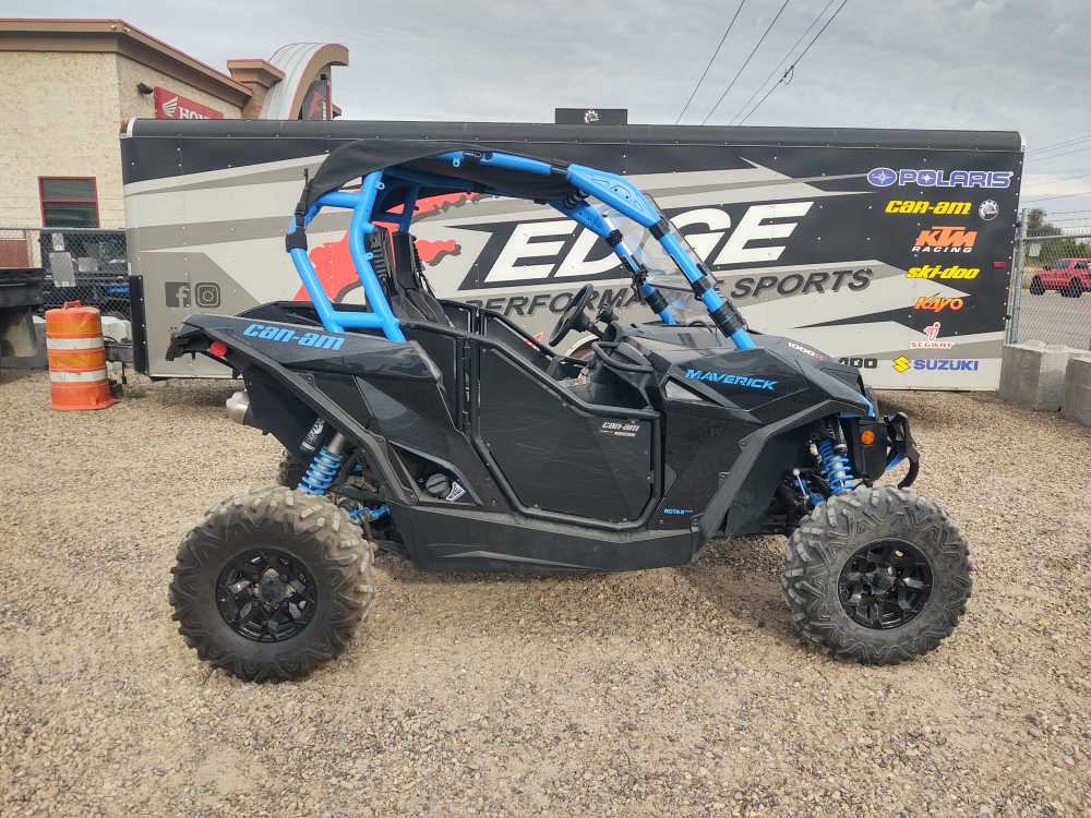 2017 Can-Am MAVERICK DPS 1000R
