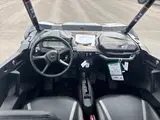 2026 Can-Am COMMANDER XT 1000R — photo 9 of 10