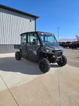 2027 Can-Am DEFENDER MAX DPS CAB HD10 — photo 3 of 7