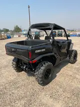 2026 Can-Am COMMANDER XT 700 — photo 5 of 10