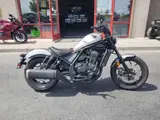 2026 Honda REBEL 300 E-CLUTCH — photo 4 of 10