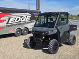 2027 Can-Am DEFENDER DPS CAB HD9