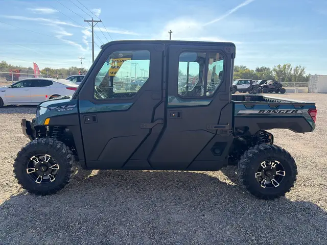 2027 Polaris RANGER CREW XP 1000 NORTHSTAR PREMIUM