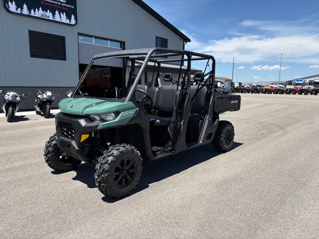2026 Can-Am DEFENDER MAX DPS 64 HD10