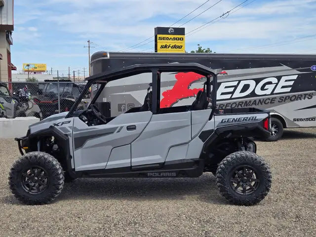 2026 Polaris GENERAL XP 4 1000 SPORT